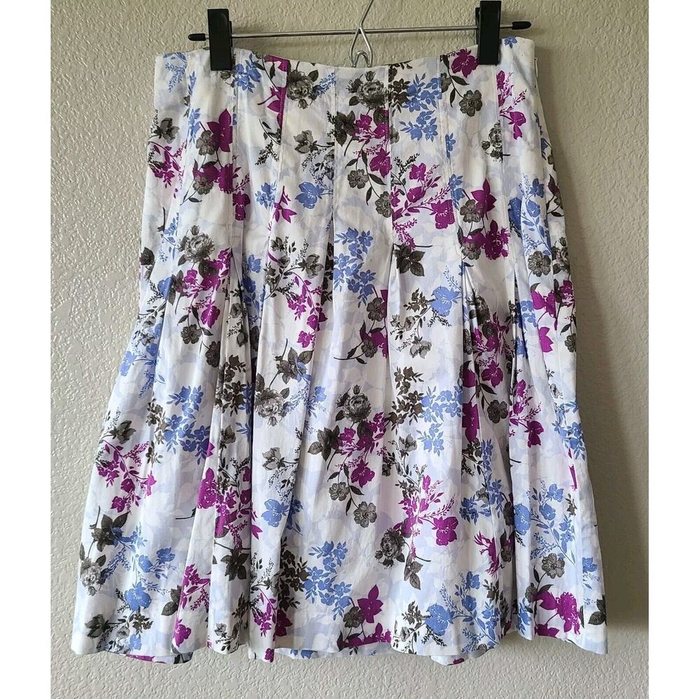 Talbots Women’s Pleated Skirt 6 Petite Floral Lined Stretch White Purple Cotton